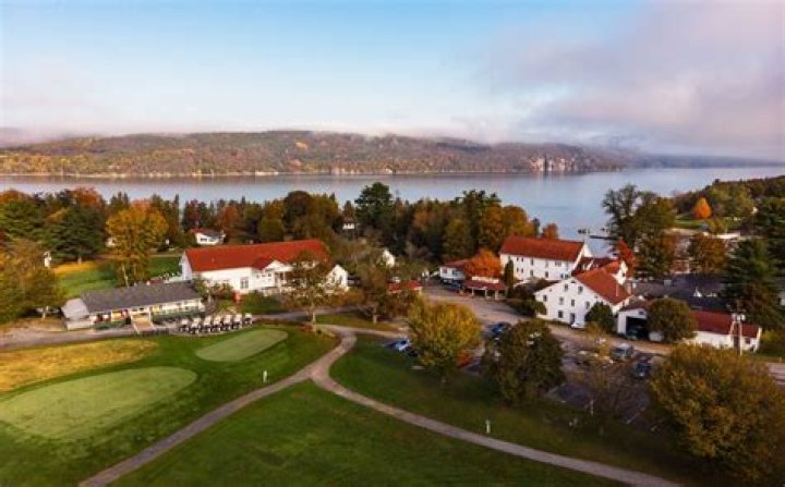 Lake Champlain Hotels: Your Ultimate Guide to the Best Stays