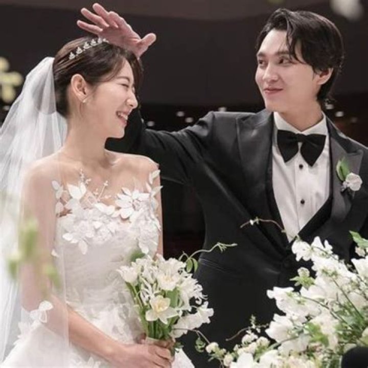 Park Shin Hye Divorce: Exploring the Truth Behind the Rumors