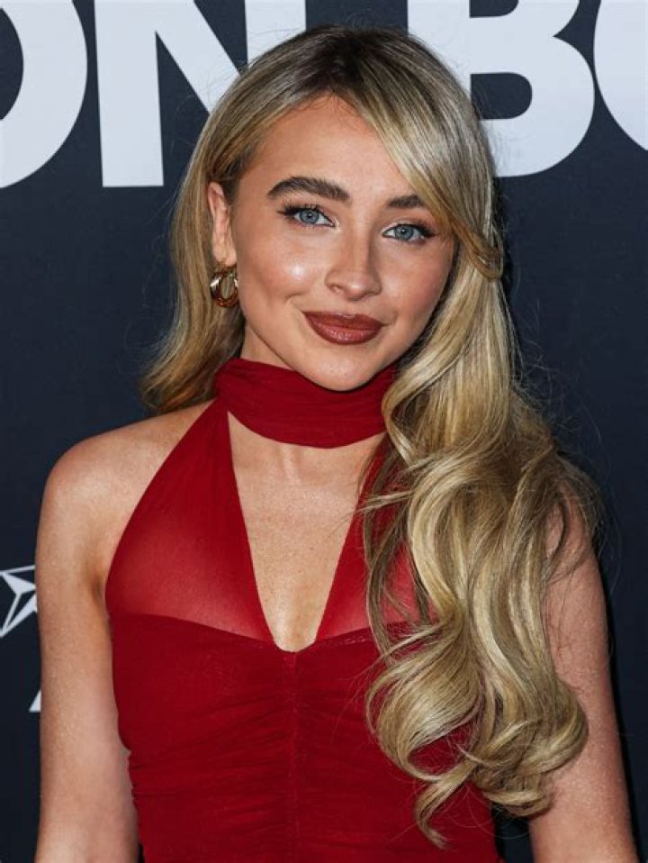 Sabrina Carpenter: Exploring Her Jewish Heritage and Impactful Career
